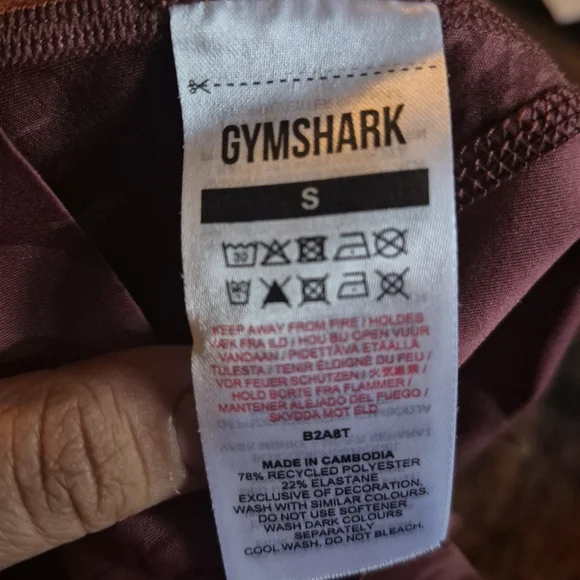 Gymshark Maroon Activewear - Picture 2 of 3